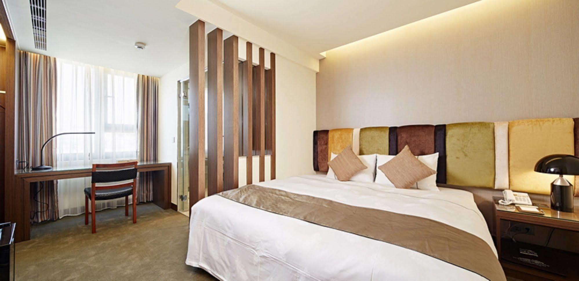 Hotel Sukimi Tainan Eksteriør billede